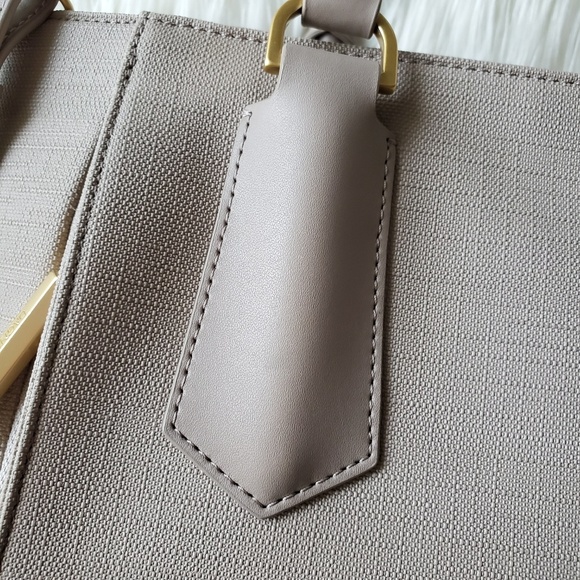 Dagne Dover Bleecker Blush Signature Midi Tote Bag - Picture 6 of 8